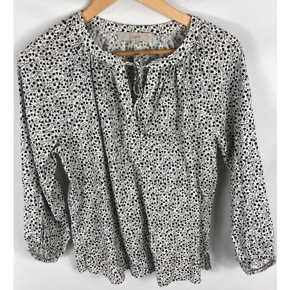 Ann Taylor LOFT Floral Print Blouse Size Small